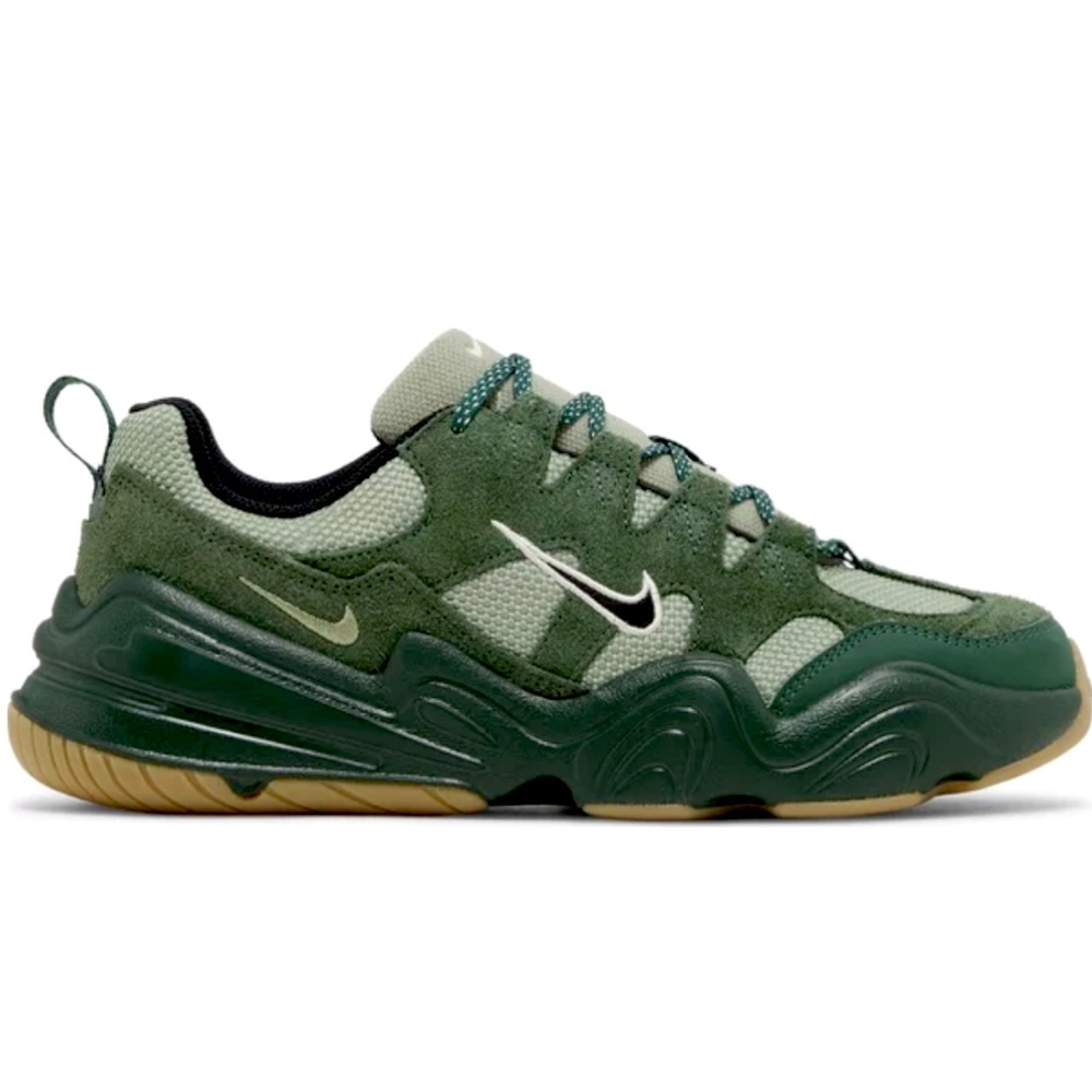 Nike Tech Hera- Oil Green